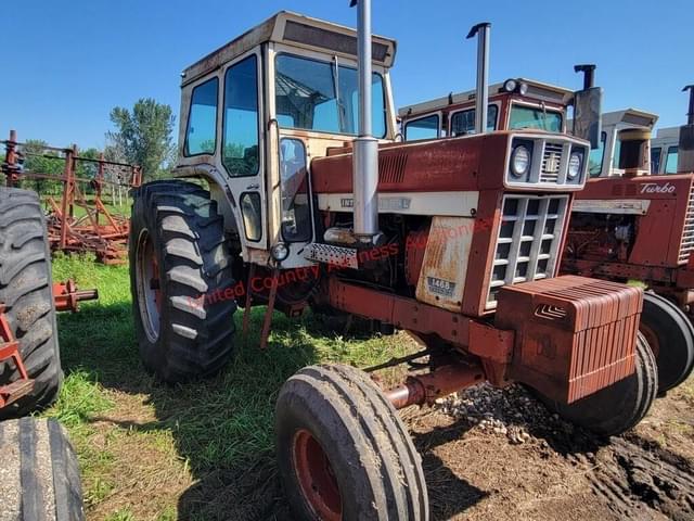 Image of International Harvester 1468 equipment image 2