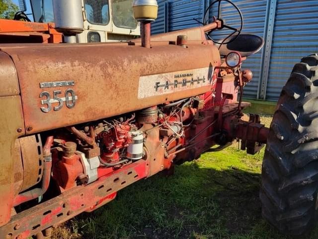 Image of Farmall 350 equipment image 2