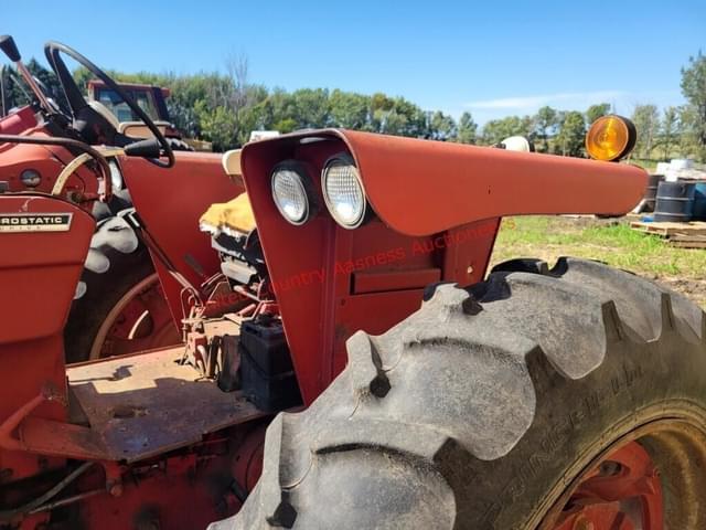 Image of International Harvester 544 equipment image 4