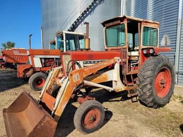 Main image Farmall 656