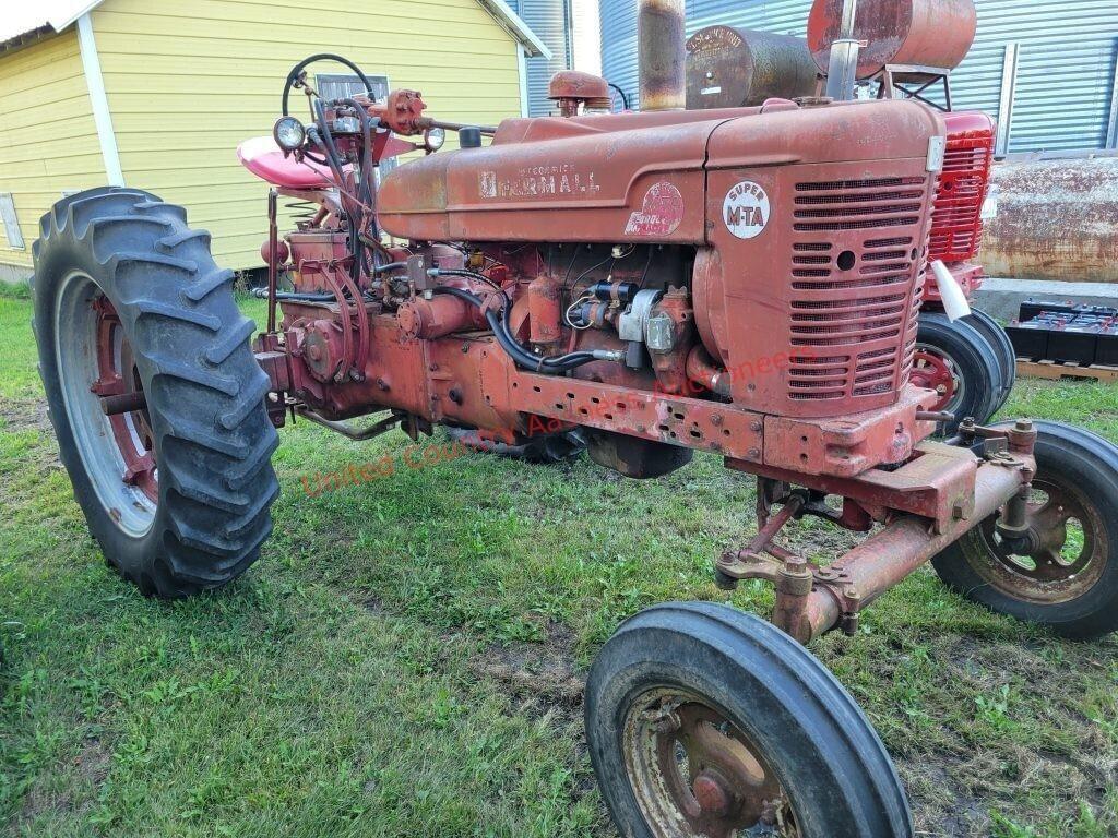 Image of Farmall Super M-TA Image 1