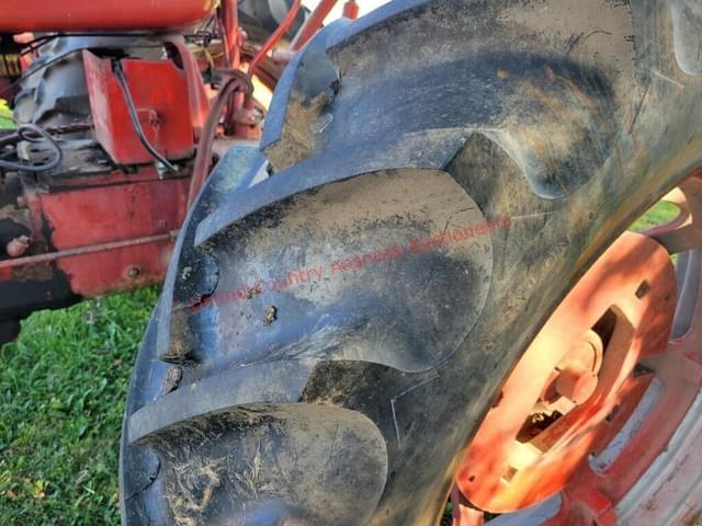 Image of Farmall Super M equipment image 4