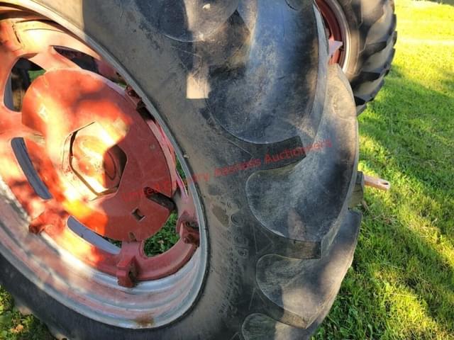 Image of Farmall Super M equipment image 3
