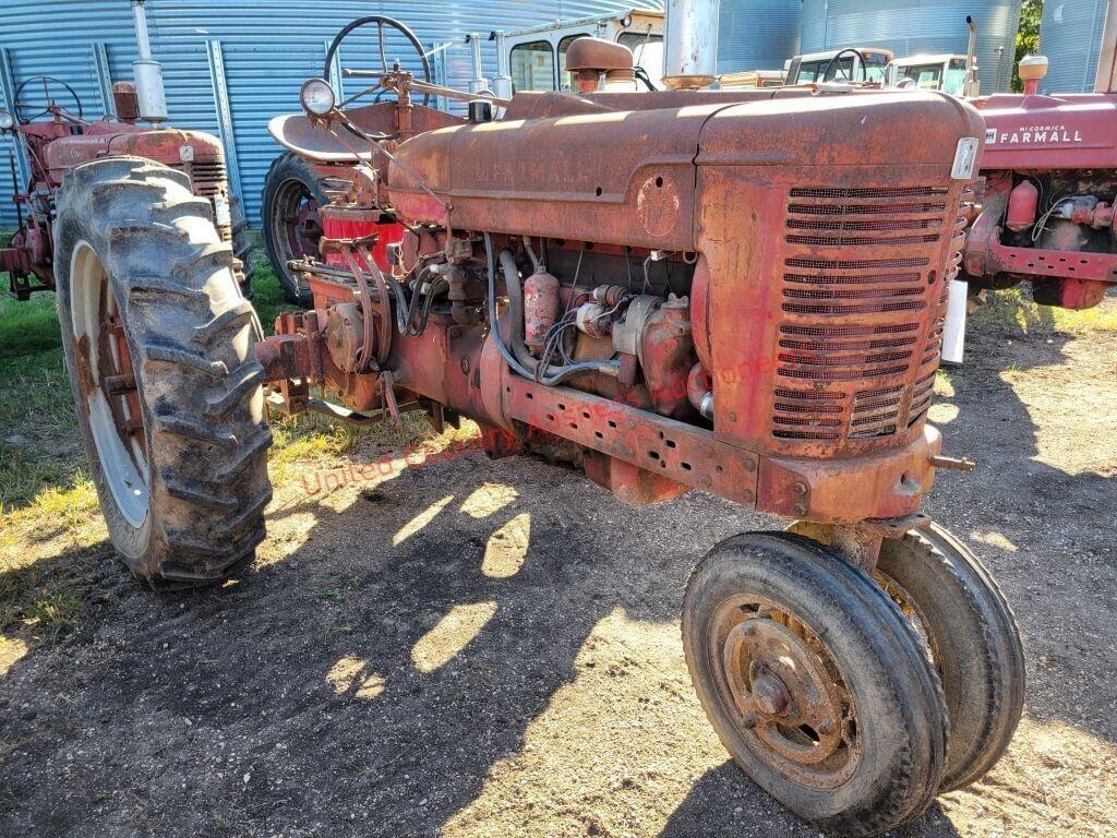 Image of Farmall Super M Image 1