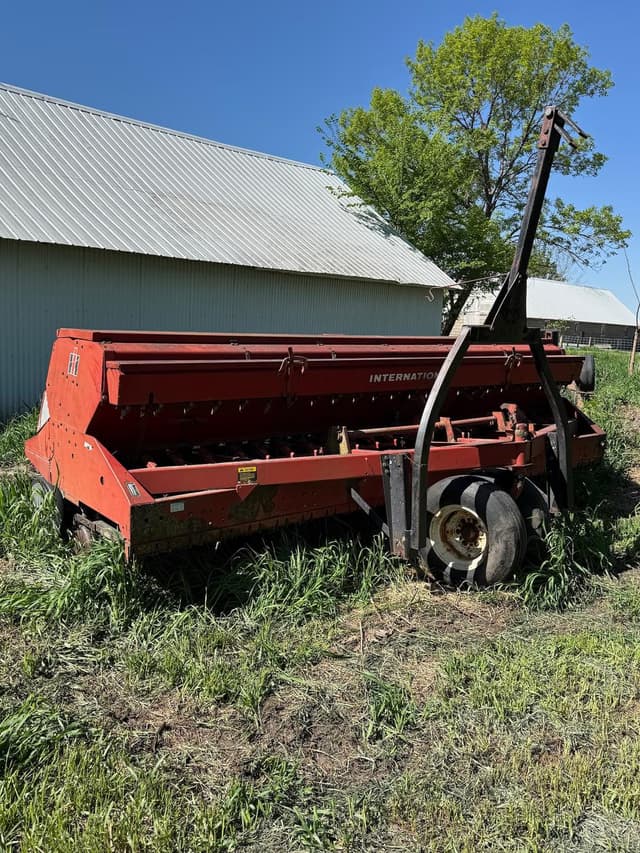 Image of International Harvester 6200 equipment image 2