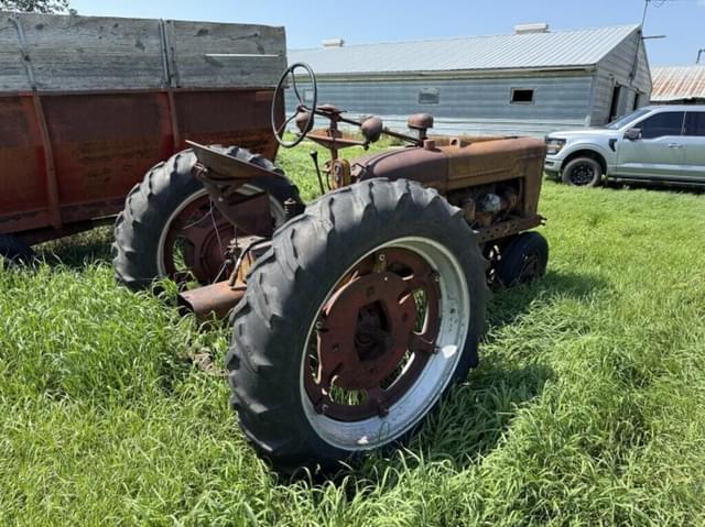 Image of Farmall H equipment image 3