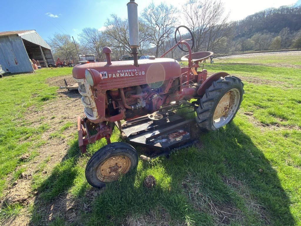 Main image Farmall Cub
