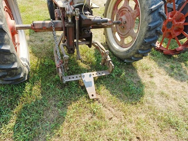 Image of Farmall Super C equipment image 4
