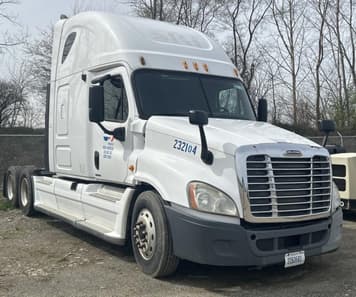 Main image Freightliner Cascadia 125