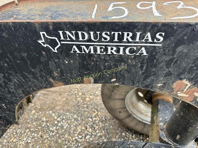 Image of  Industrias America 835 equipment image 1