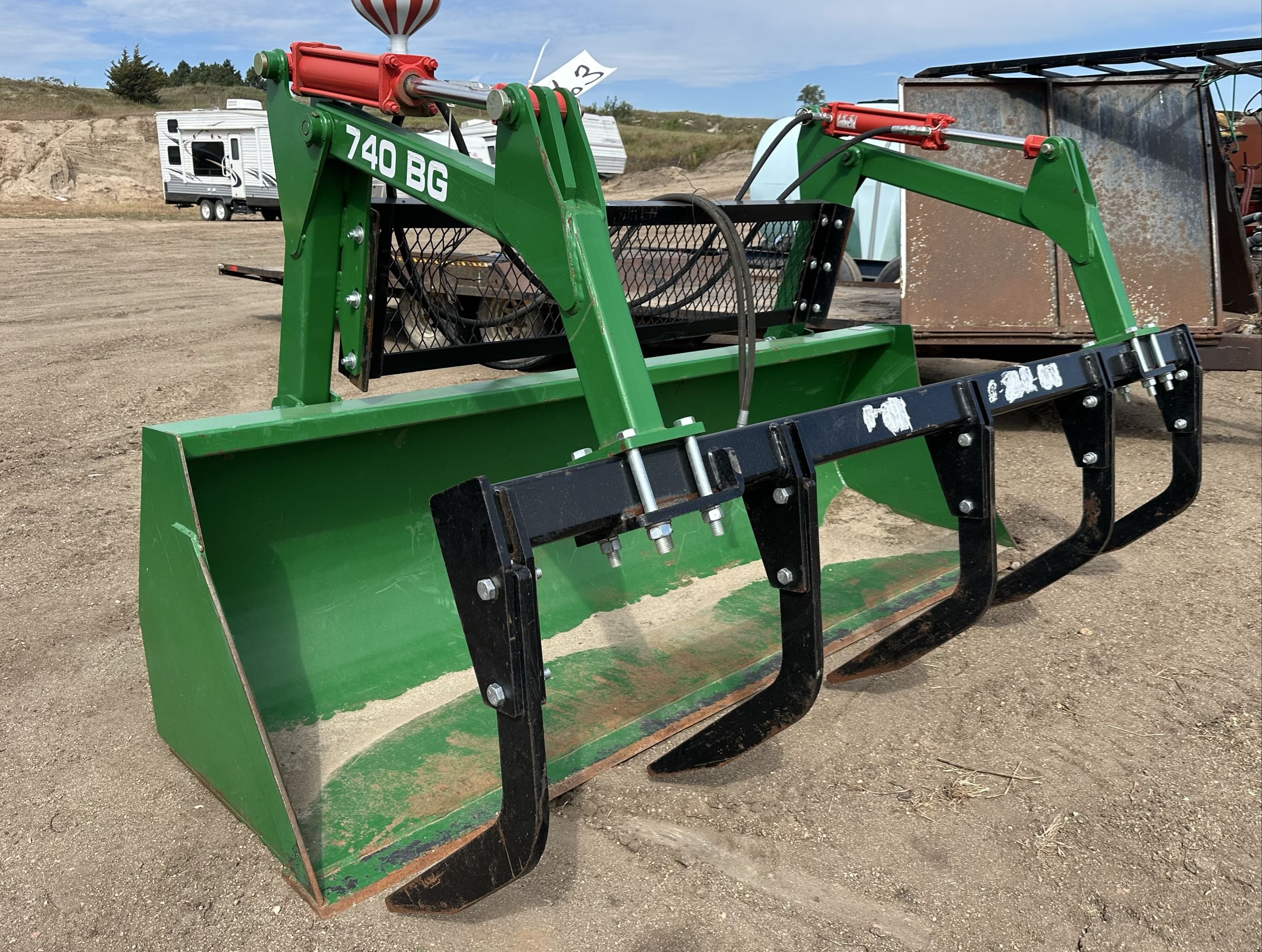  Industrias America 740BG Equipment Image0