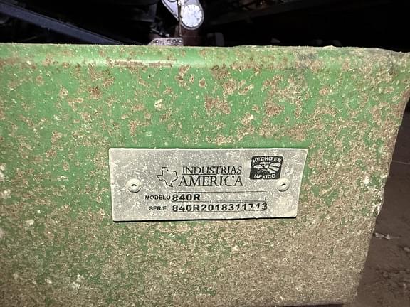 Image of  Industrias America 840R equipment image 4