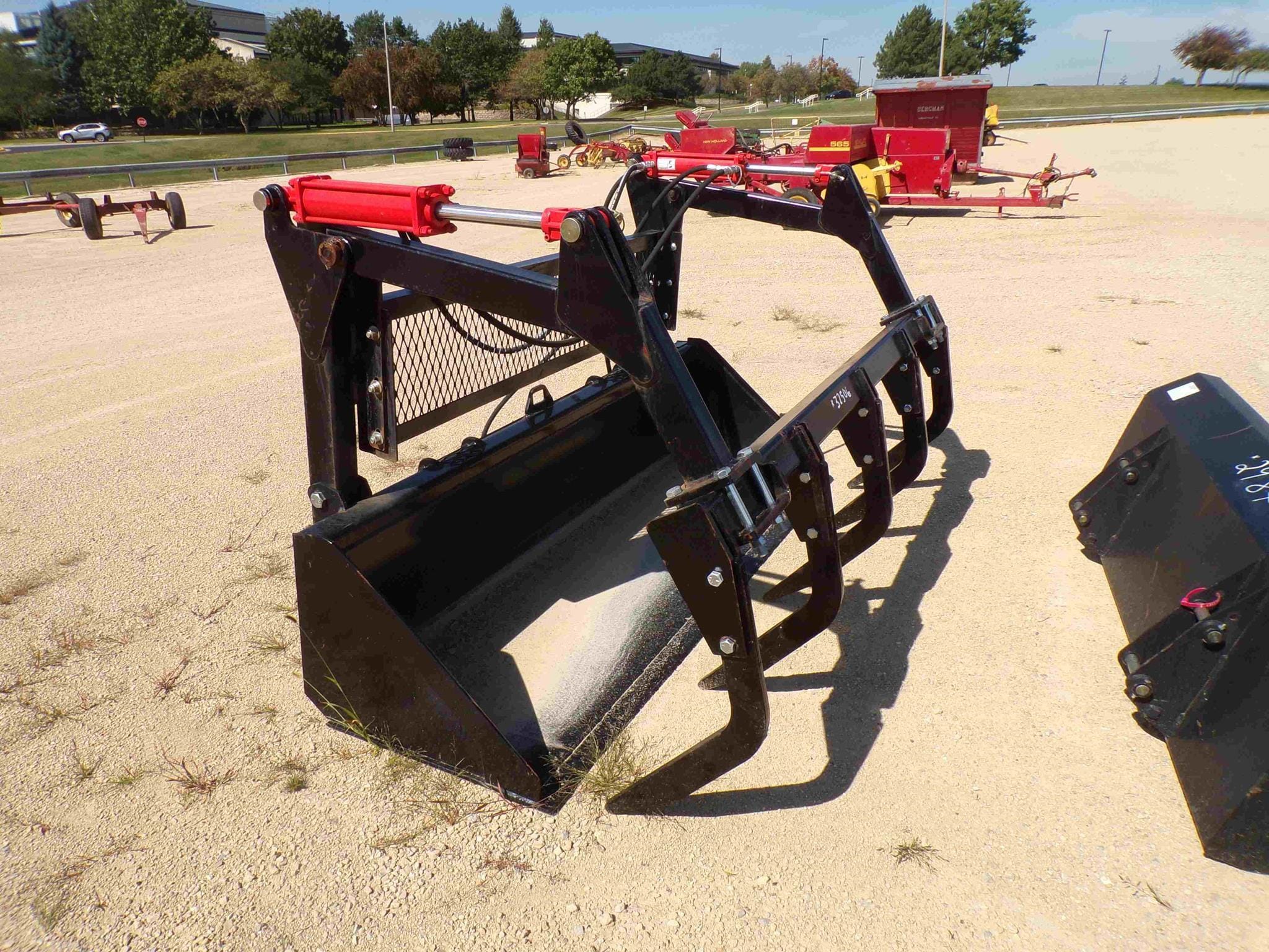  Industrias America 84BG Equipment Image0