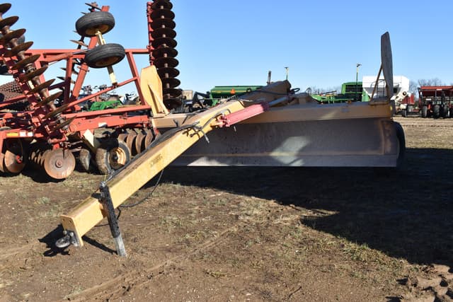 Image of  Industrias America 120R equipment image 1