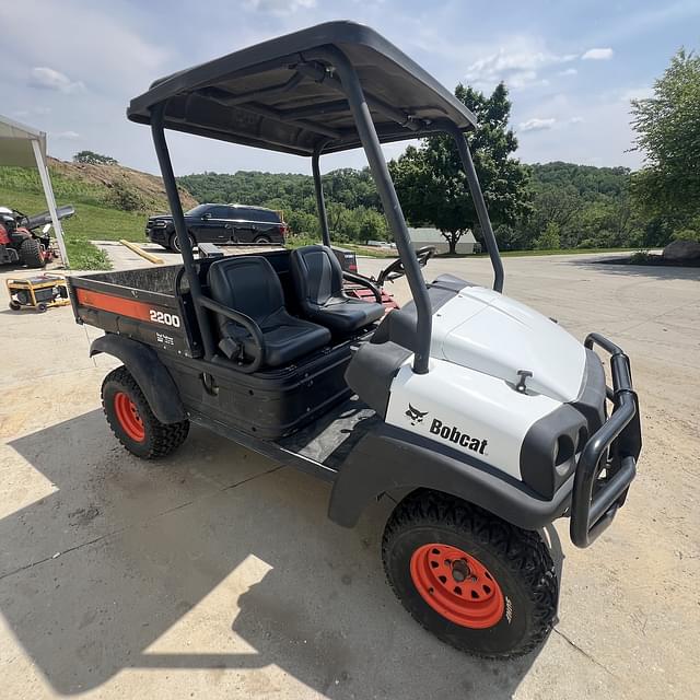 Image of Bobcat 2200 equipment image 1