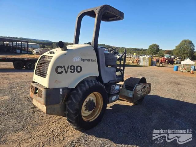 Image of Ingersoll Rand CV90 equipment image 4
