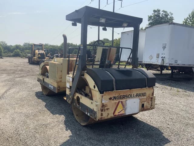 Image of Ingersoll Rand DD-90 equipment image 2