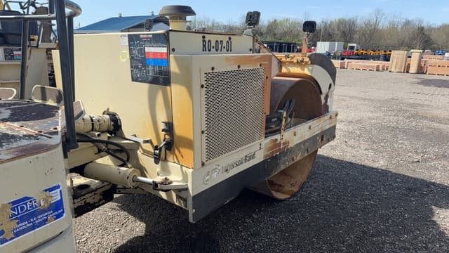 Image of Ingersoll Rand DD90 equipment image 3