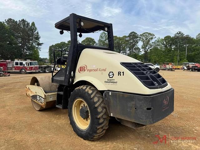 Image of Ingersoll Rand SD-77DX equipment image 2