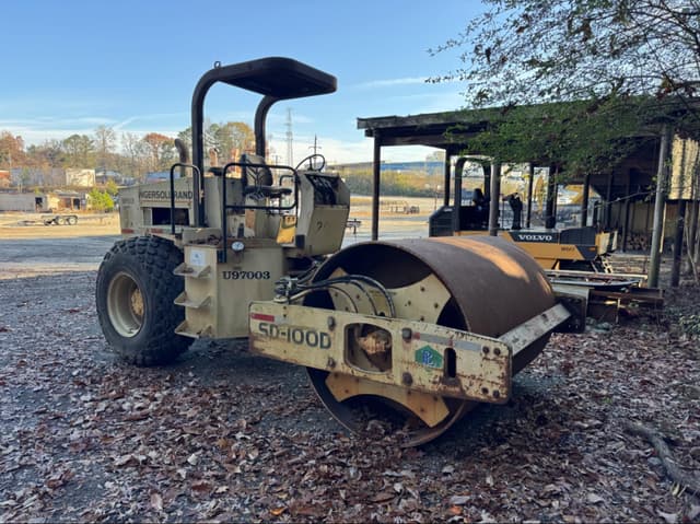 Image of Ingersoll Rand SD100D equipment image 1