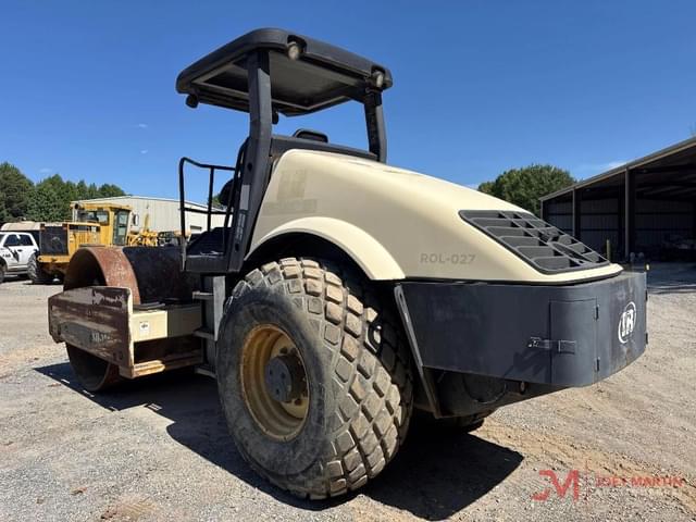 Image of Ingersoll Rand SD122DX equipment image 3
