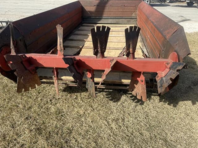 Image of International Harvester 540 equipment image 4