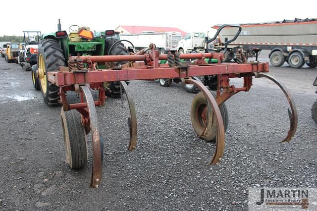 Image of International Harvester 55 equipment image 3