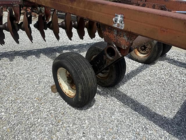 Image of International Harvester 780 equipment image 2