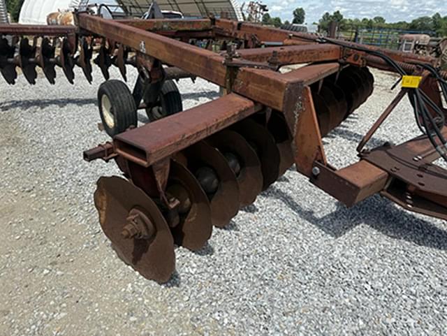 Image of International Harvester 780 equipment image 1