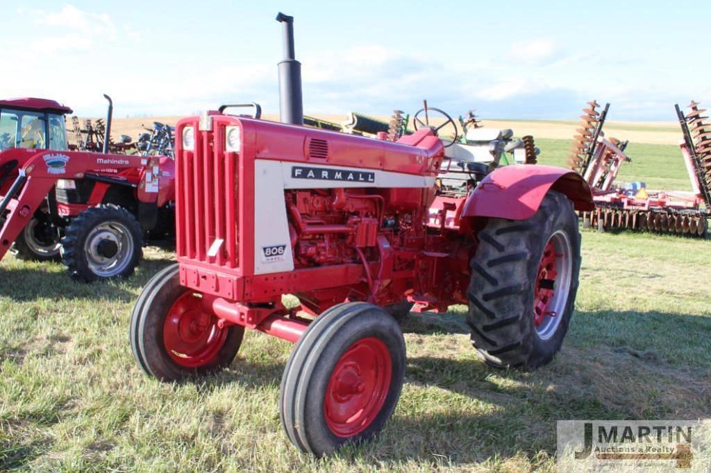 Image of International Harvester 806 Primary image