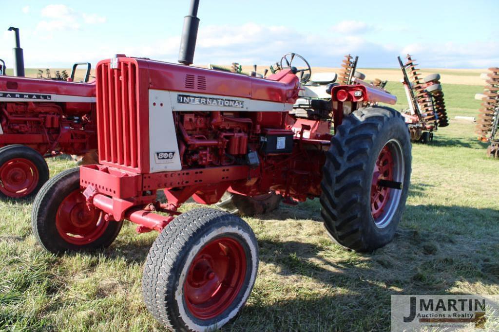 Image of International Harvester 806 Primary image