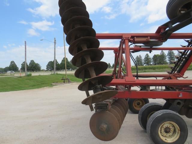 Image of International Harvester 496 equipment image 2
