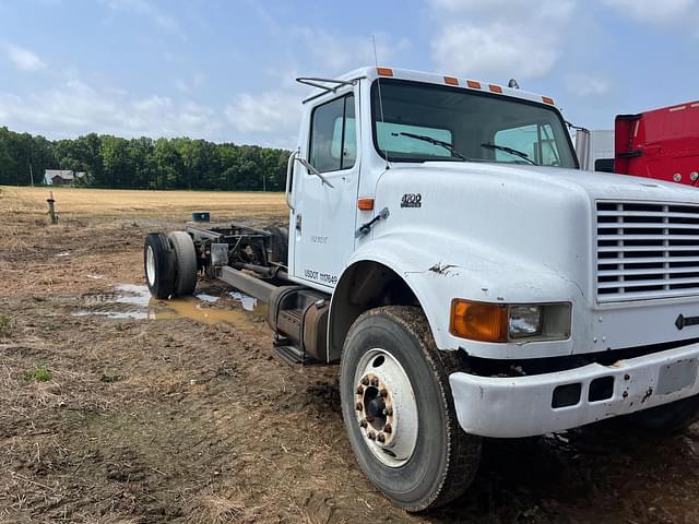 Image of Navistar International 4700-4X2 equipment image 4