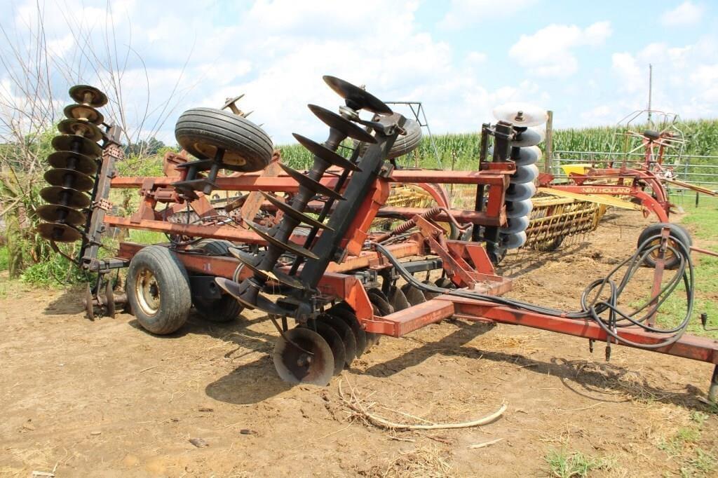 Image of International Harvester 496 Primary image