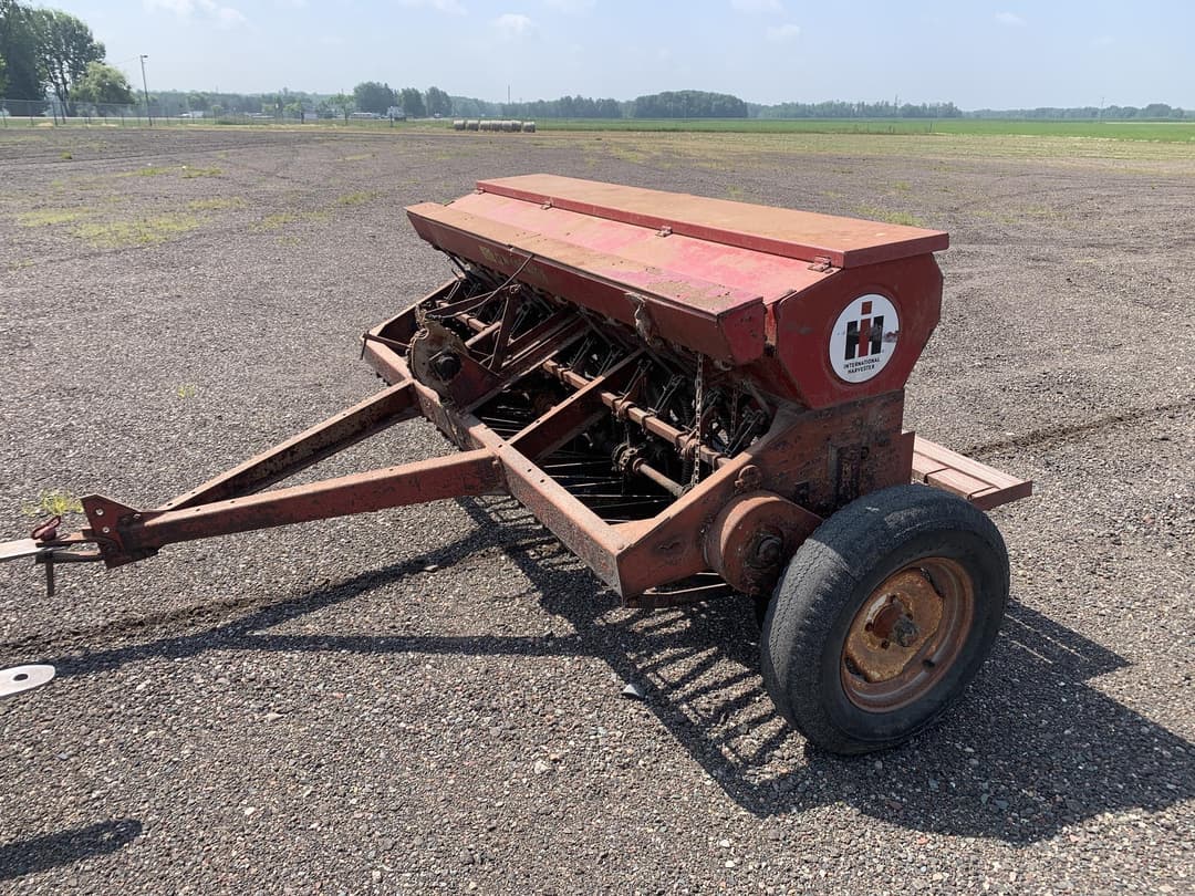 Image of International Harvester 10 Primary image