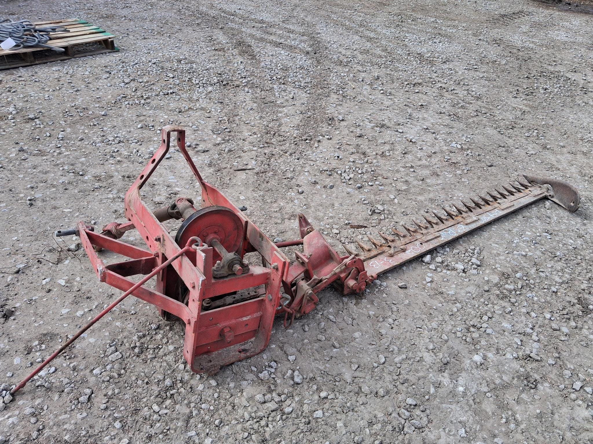 International Harvester 10 Equipment Image0