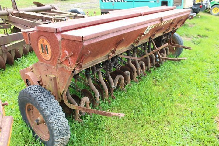 Image of International Harvester 10 Image 1