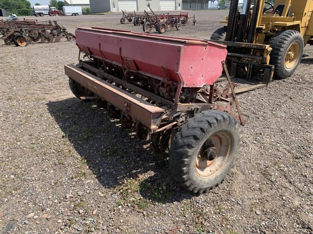 Image of International Harvester 10 equipment image 1