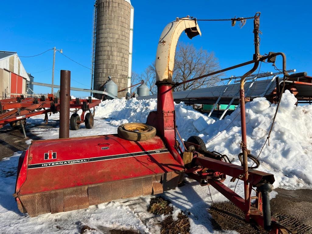 Main image International Harvester 10