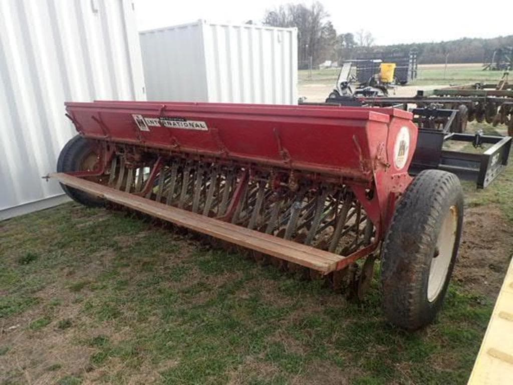 Image of International Harvester 10 Primary image