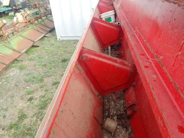 Image of International Harvester 10 equipment image 3