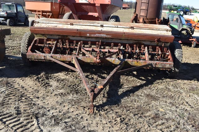 Image of International Harvester 10 equipment image 1