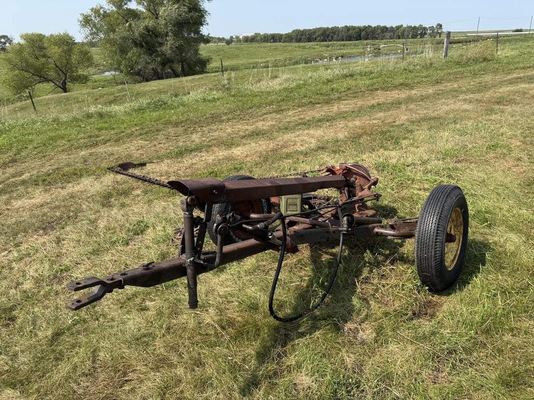 Image of International Harvester 100 Primary image