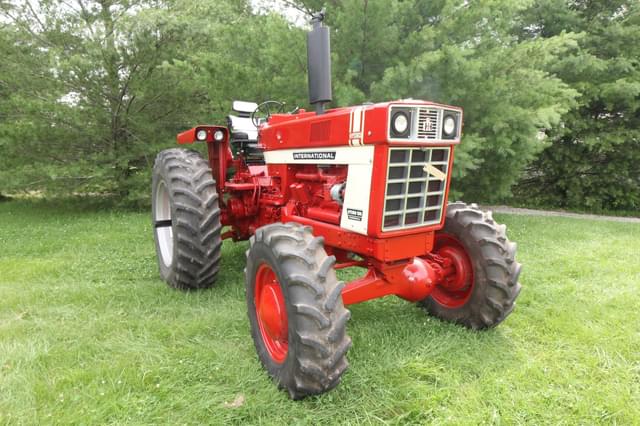 Image of International Harvester Hydro 100 equipment image 1