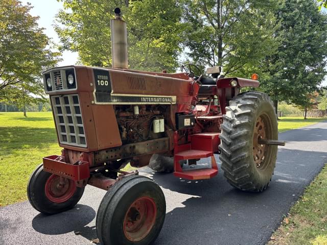 Image of International Harvester Hydro 100 equipment image 4