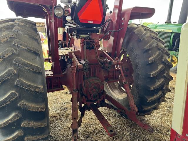 Image of International Harvester Hydro 100 equipment image 3