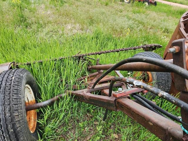 Image of International Harvester 100 equipment image 3