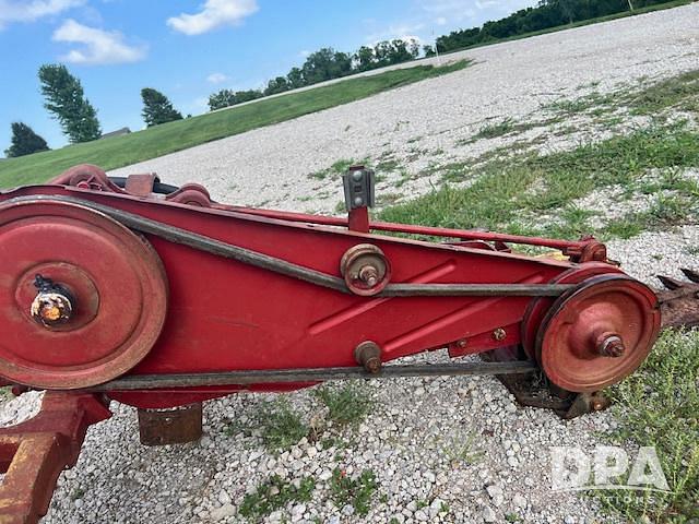 Image of International Harvester 1000 equipment image 2