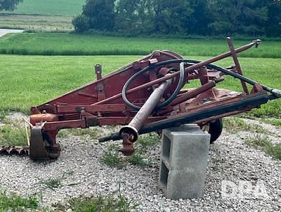 Image of International Harvester 1000 equipment image 4