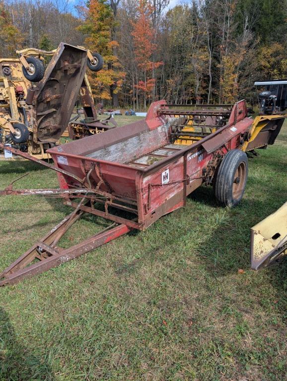Image of International Harvester 101 Primary image